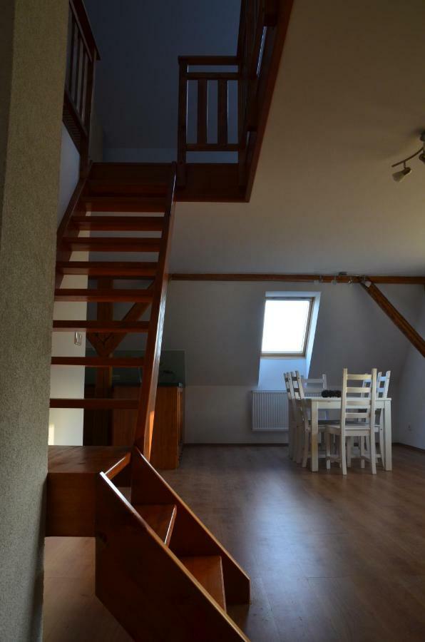 Nocleharna na stodole Apartment Zdarky Luaran gambar