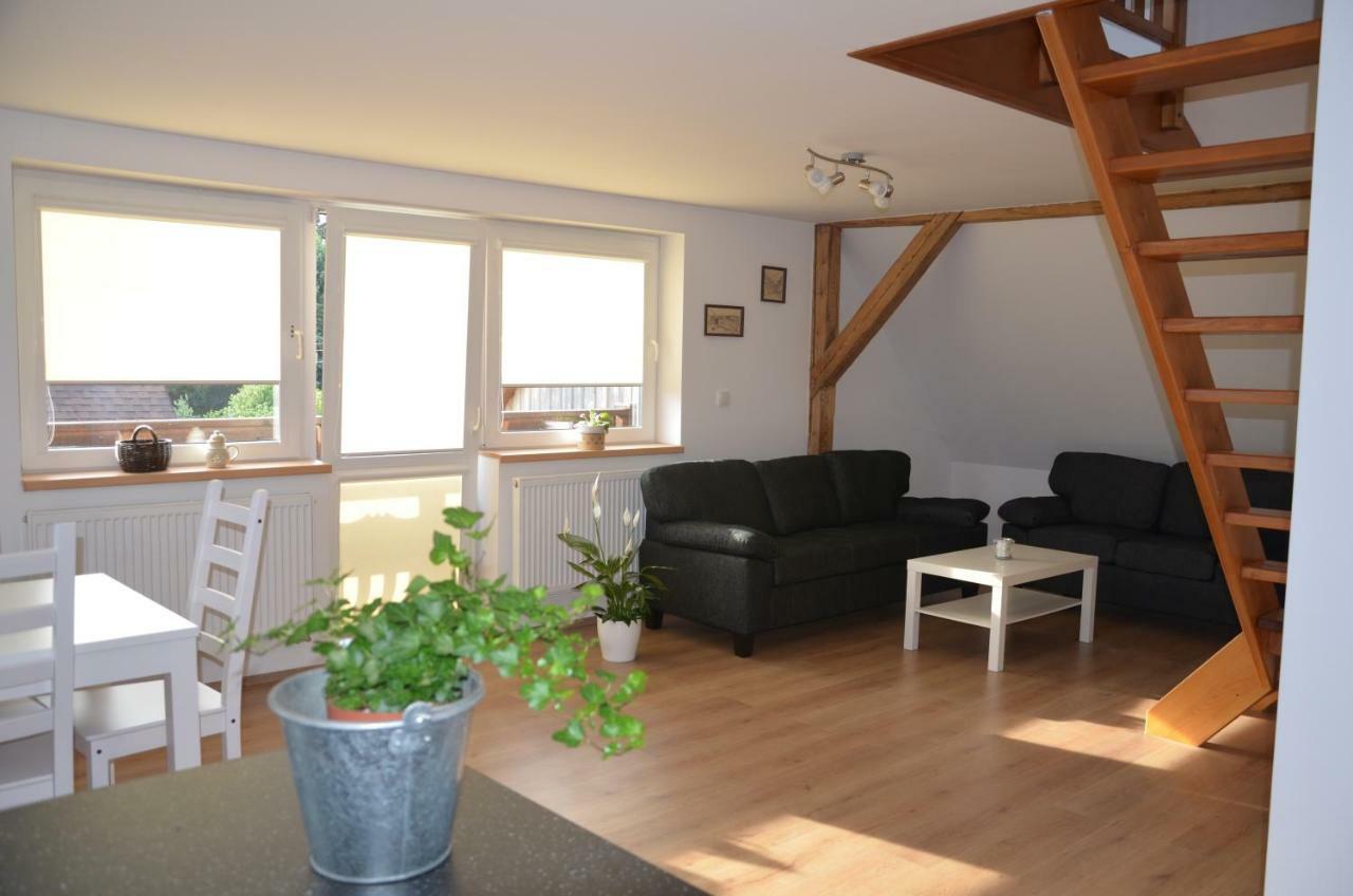 Nocleharna na stodole Apartment Zdarky Luaran gambar